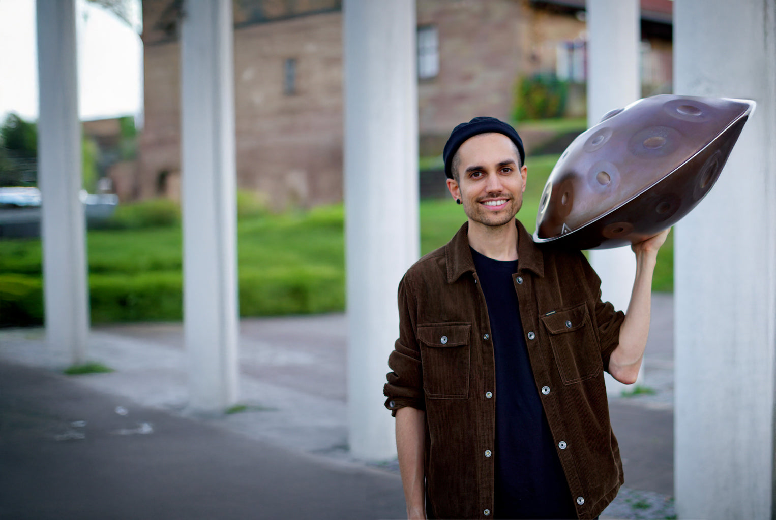 Premiers pas avec votre handpan – Handpan.World, image size:1526x1024