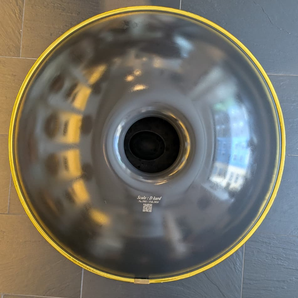 SPECIAL OFFER Kita Pantam D Kurd 9 / 440 Hz / Schwarz poliert golden Bild