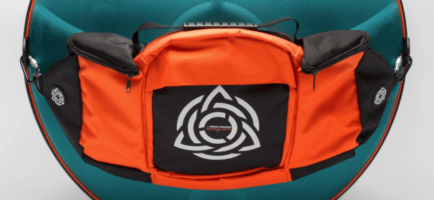 Evatek Pocket Bag orange angebracht auf Evatek Hardcase