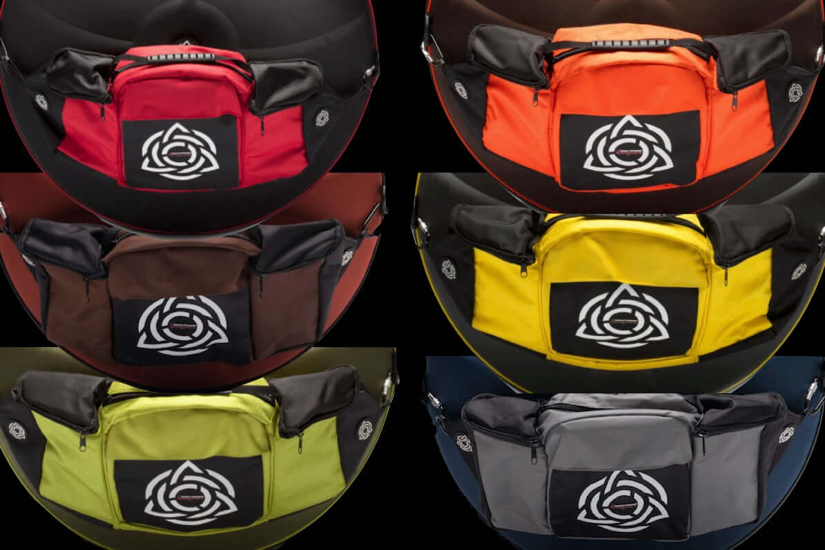 Evatek Pocket Bag in verschiedenen Farben vor schwarzem Hintergrund